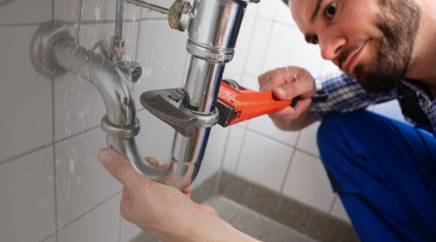 Professional same day plumber services in Haubstadt, IN